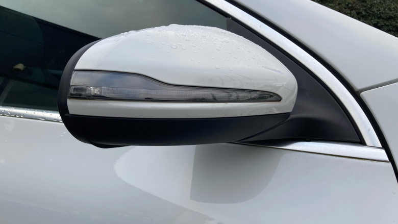 Mercedes-Benz GLA 200d AMG Line Premium Plus 5dr Auto Diesel Hatchback